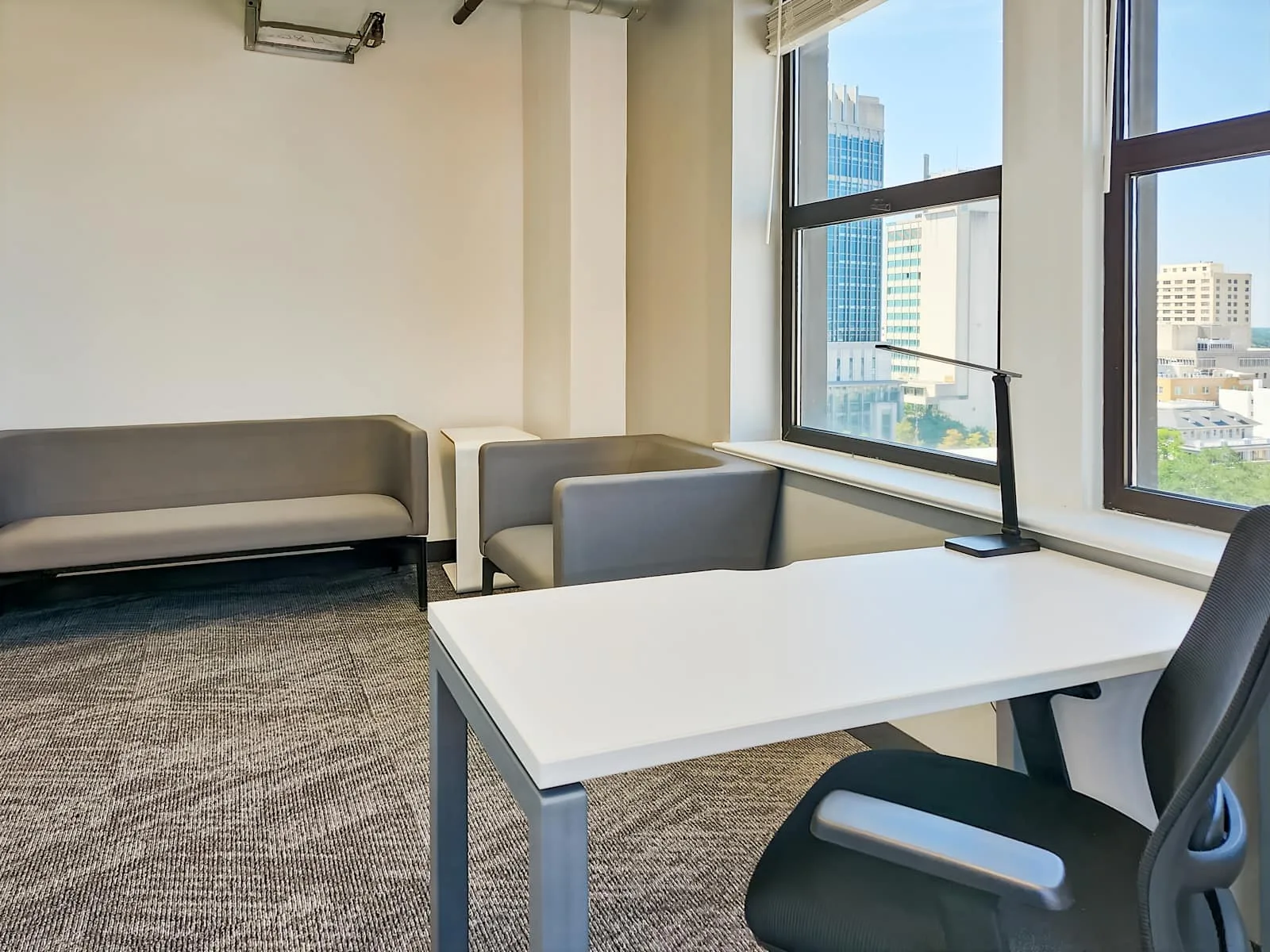 Regus FL, Jacksonville - Greenleaf & Crosby Building, Private office, 1 desk, Jacksonville, FL