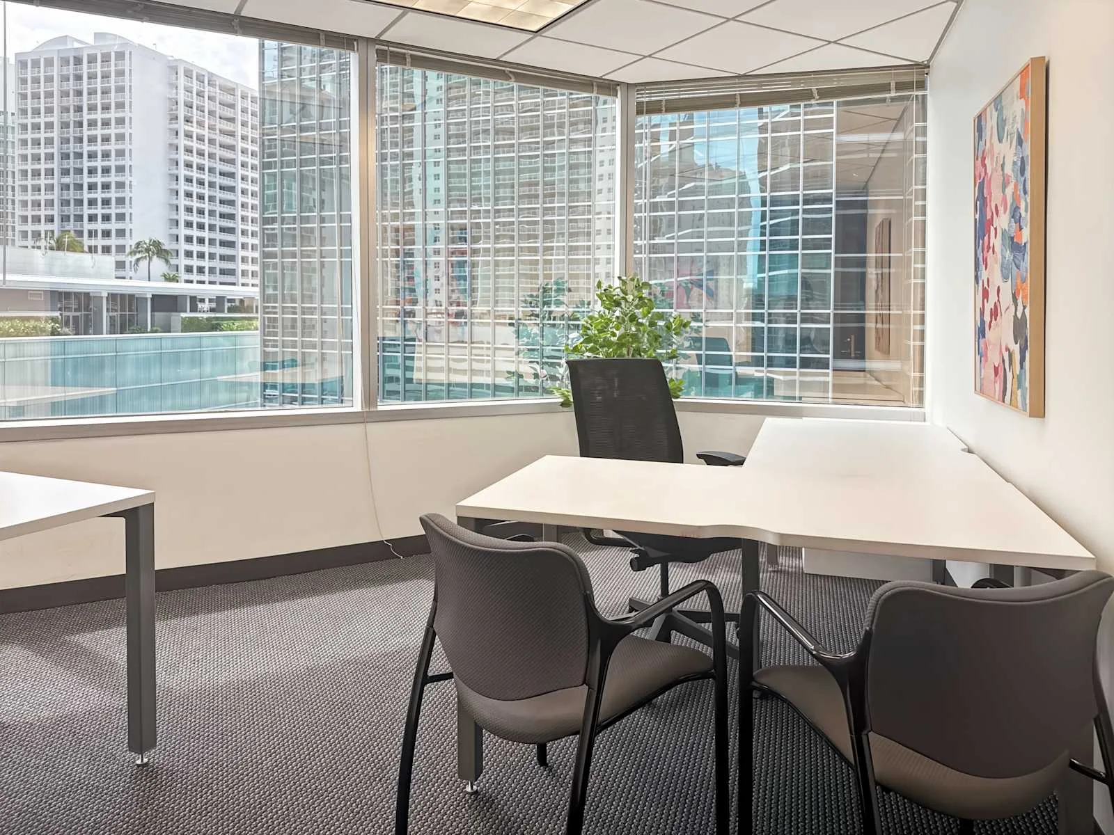Regus FL, Miami - 1221 Brickell Center, Private office, 1 desk, Miami, FL