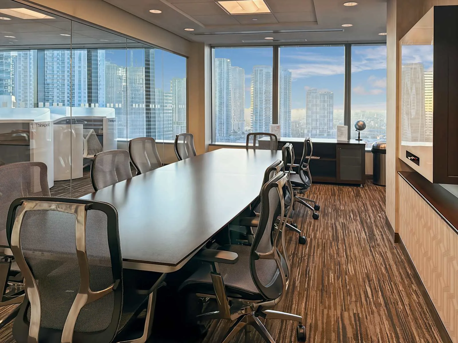 Regus FL, Miami - Wells Fargo Plaza, Meeting room for 10 people, Miami, FL
