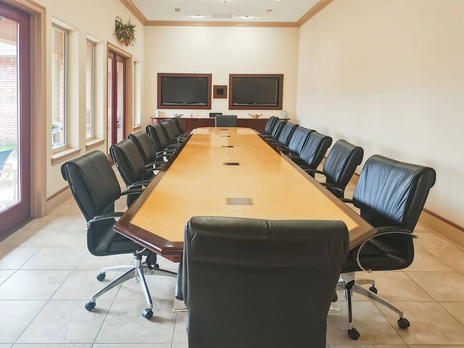 Regus FL, Milton - Opportunity Dr, Meeting room for 18 people, Milton, FL