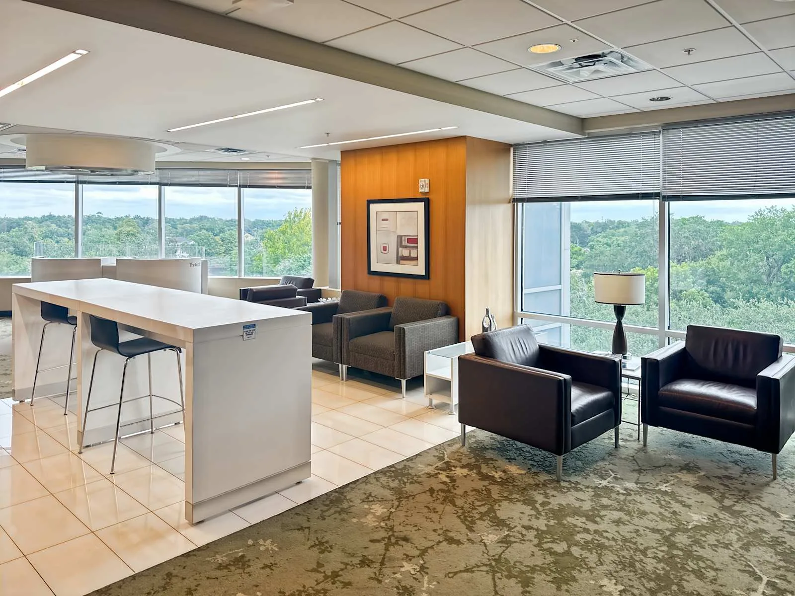 Regus FL, Orlando – GAI Building, Lounge, Orlando, FL