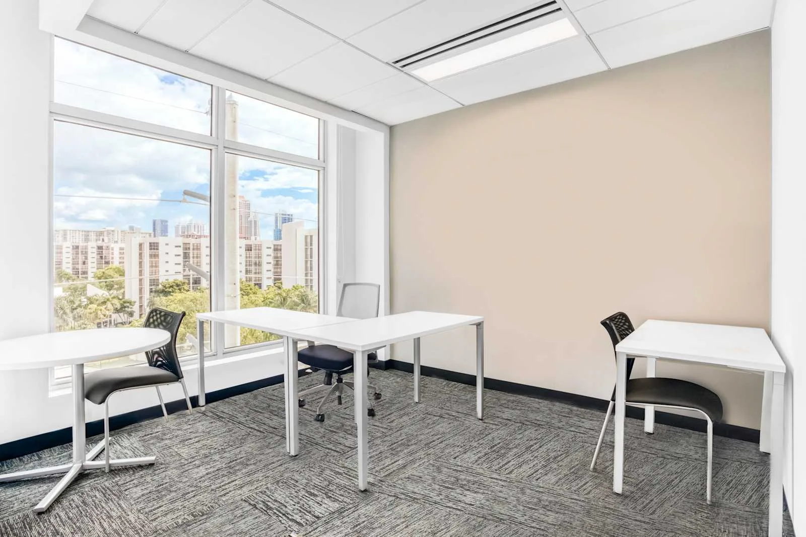 Regus FL, Sunny Isles - Netanya Center, Private office, 3 desks, Sunny Isles Beach, FL
