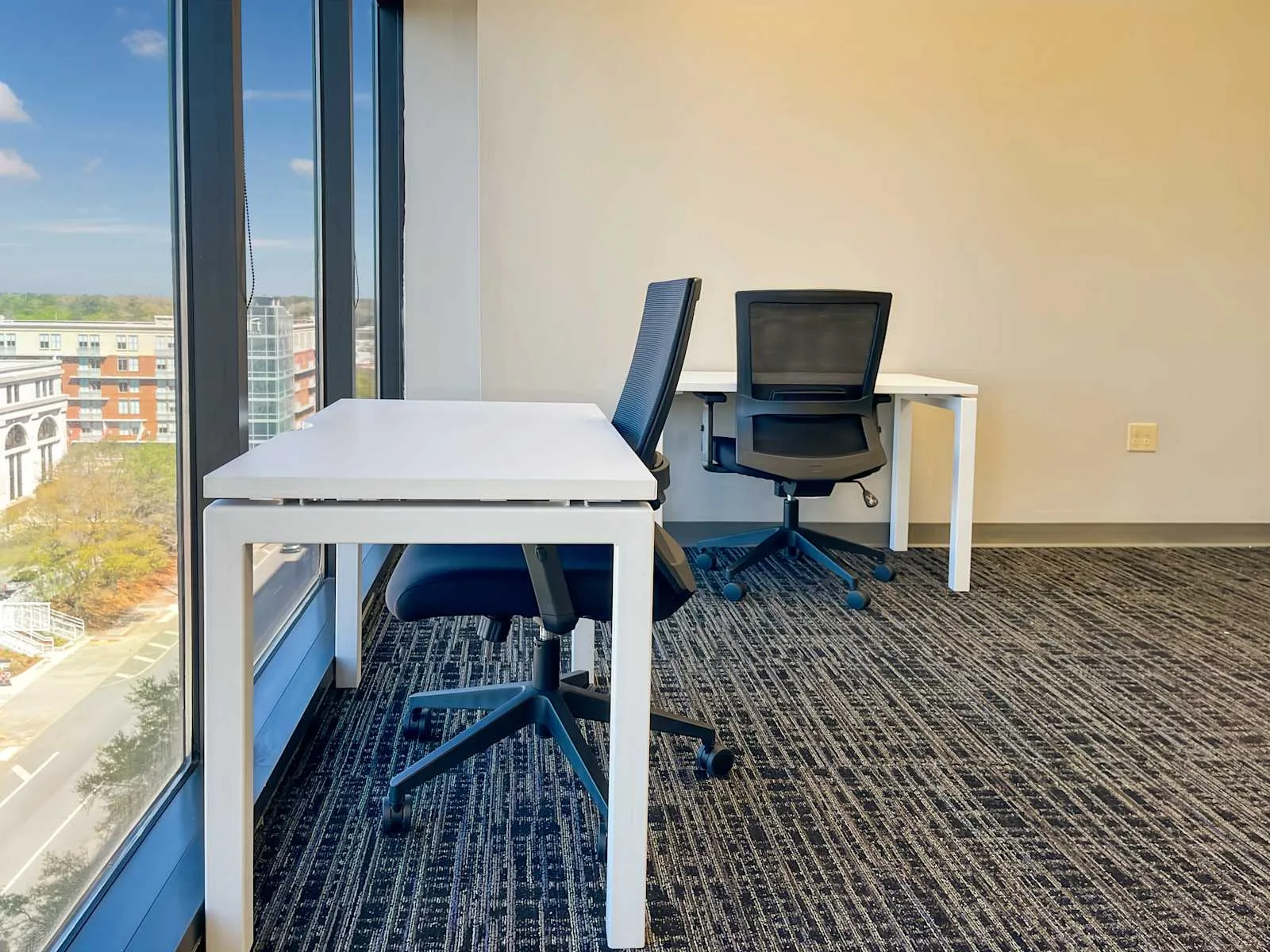 Regus FL, Tallahassee - Monroe St., Private office, 2 desks, Tallahassee, FL