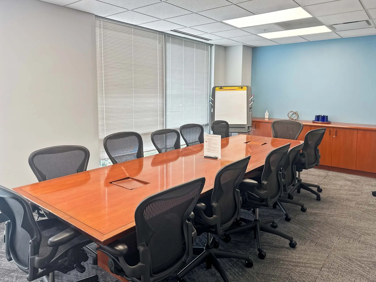 Regus FL, Tampa - Westshore Int'l Plaza, Meeting room for 12 people, Tampa, FL