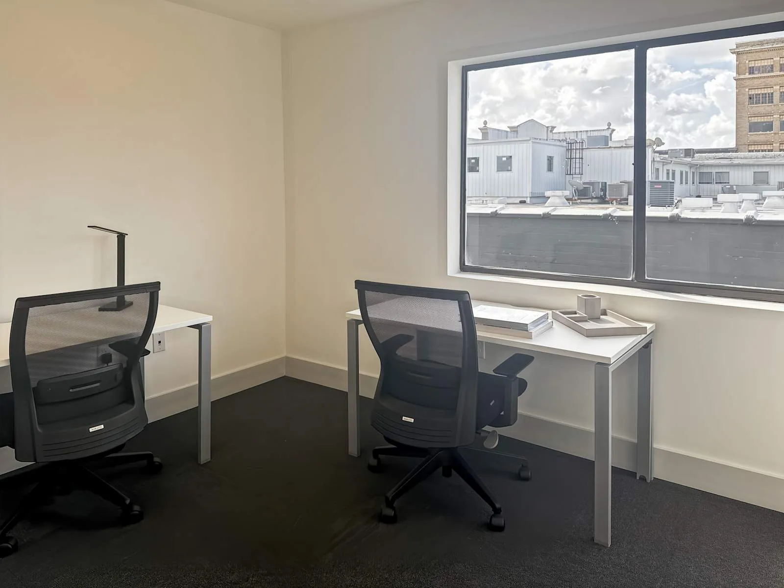 Regus FL, Winter Haven - 3rd St NW, Private office, 2 desks, Winter Haven, FL