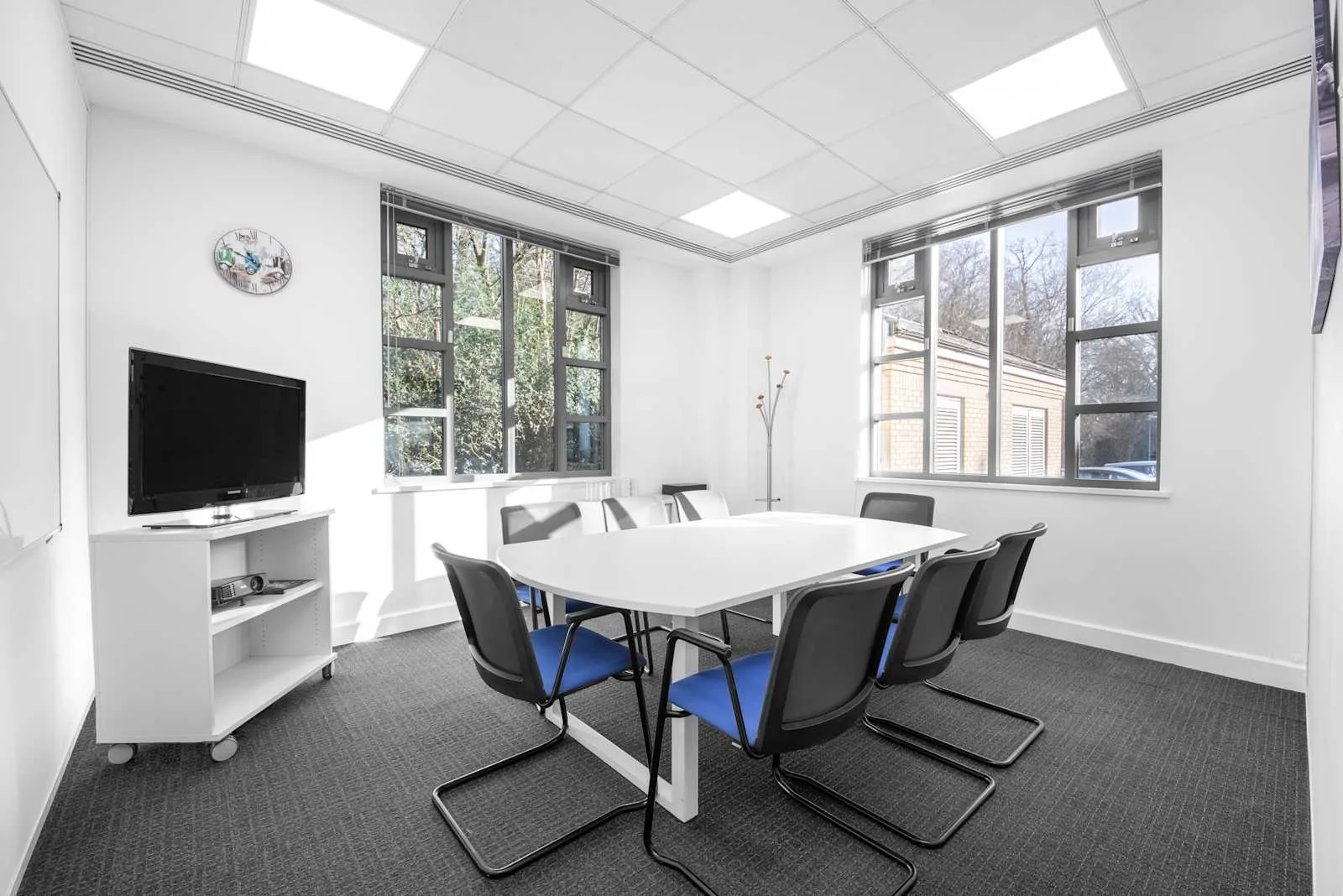 Regus FLEET, Ancells Business Park, Meeting room for 8 people, Fleet