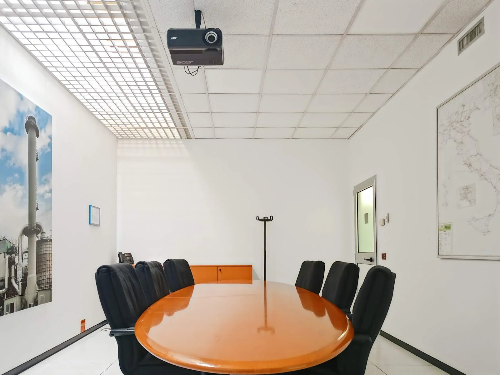 Regus Forlì, Dragoni, Meeting room for 8 people, Forlì