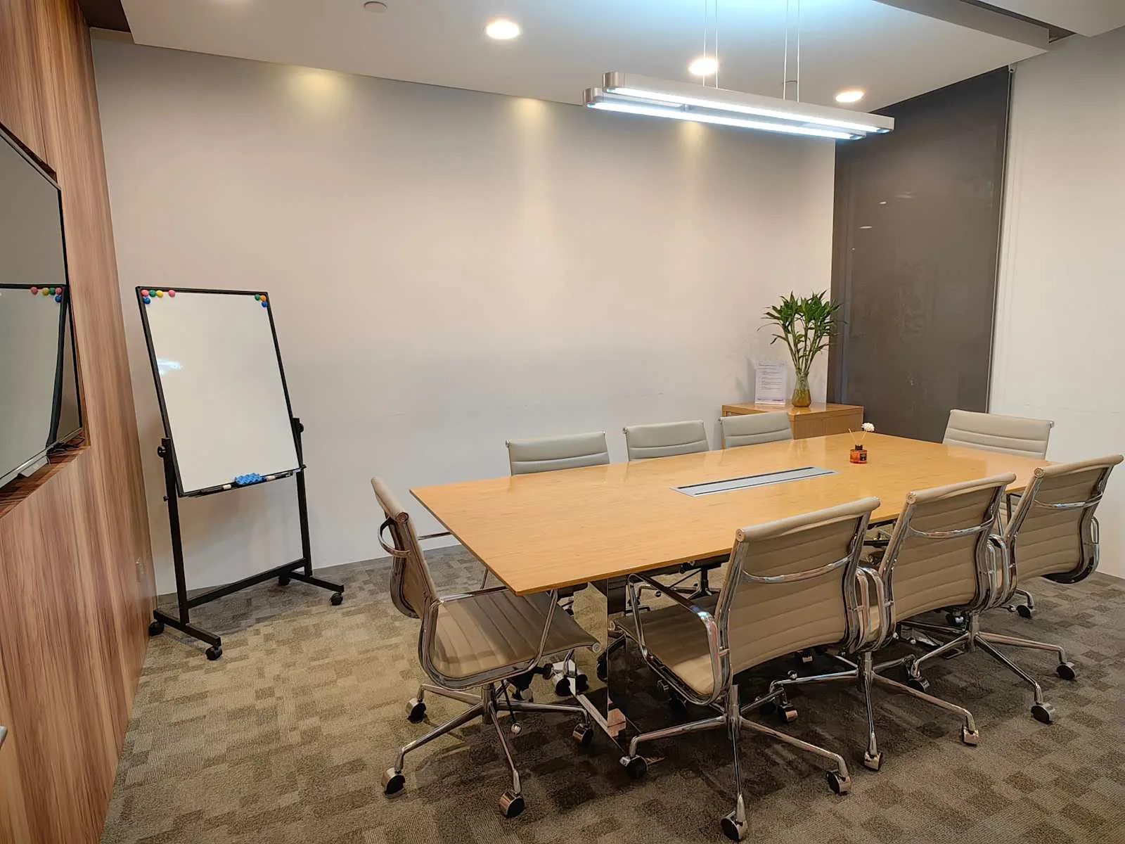 Regus FOSHAN, Glory IFC、8人会议室、佛山市