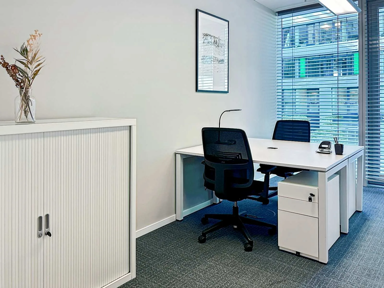 Regus FRANKFURT, THE SQUAIRE Business Center, Private office, 2 desks, Frankfurt am Main