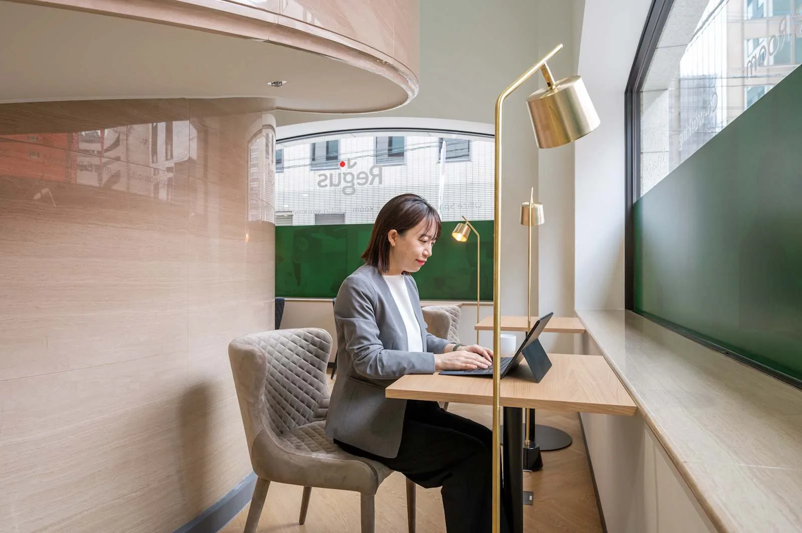 Regus Fukuoka, Hakataeki Hakataguchi, Coworking space, Fukuoka