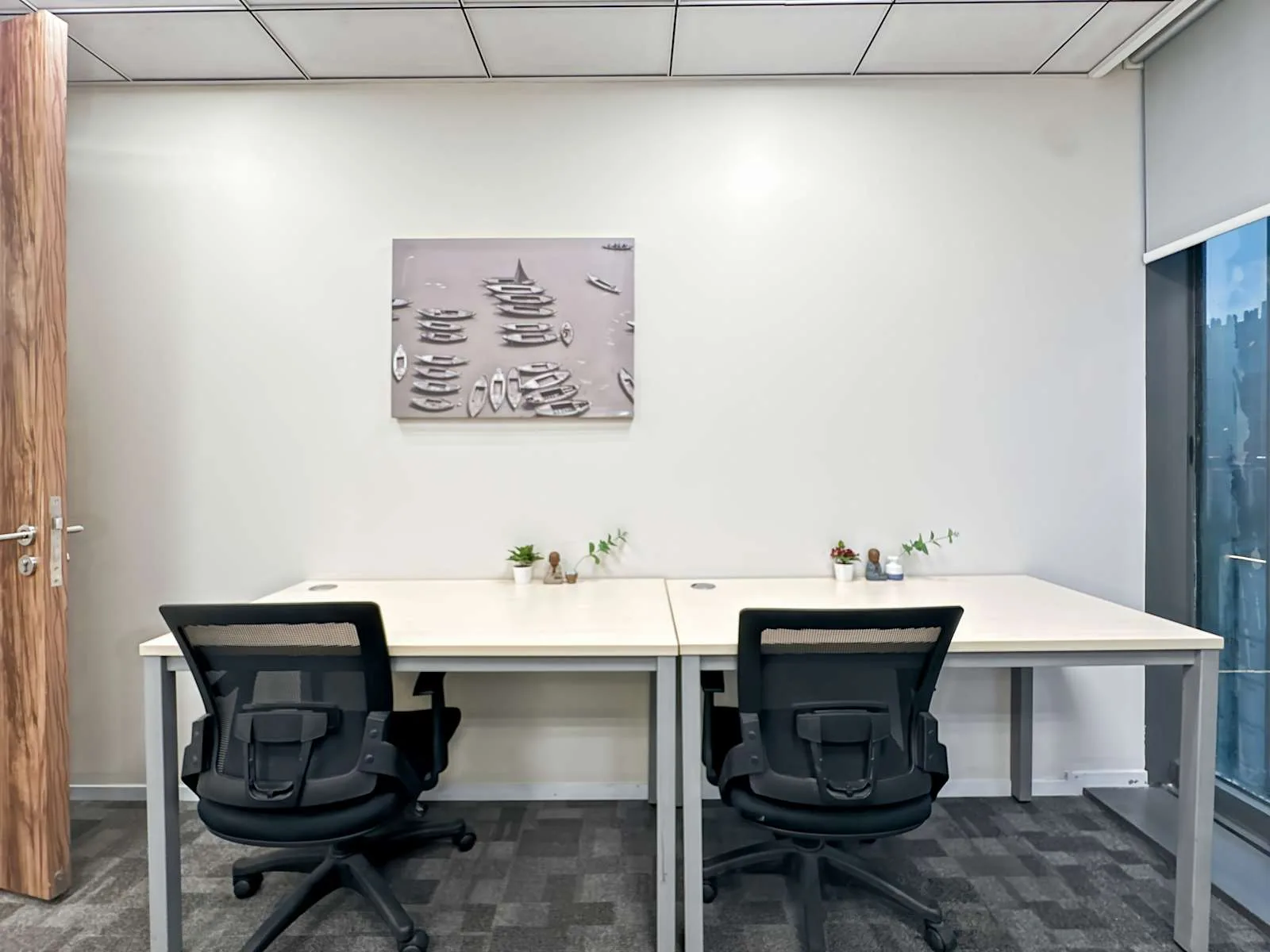 Regus FUZHOU, Rongdu International Building、2个工位的独立办公室、福州市