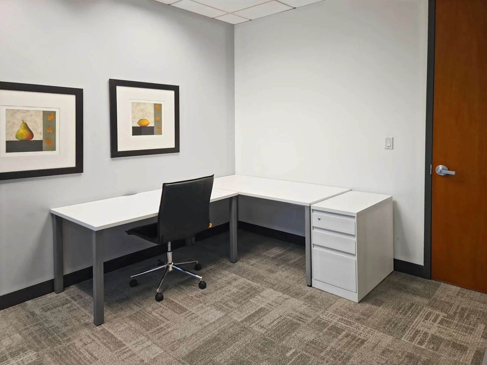 Regus GA, Alpharetta - Deerfield, Private office, 1 desk, Alpharetta, GA