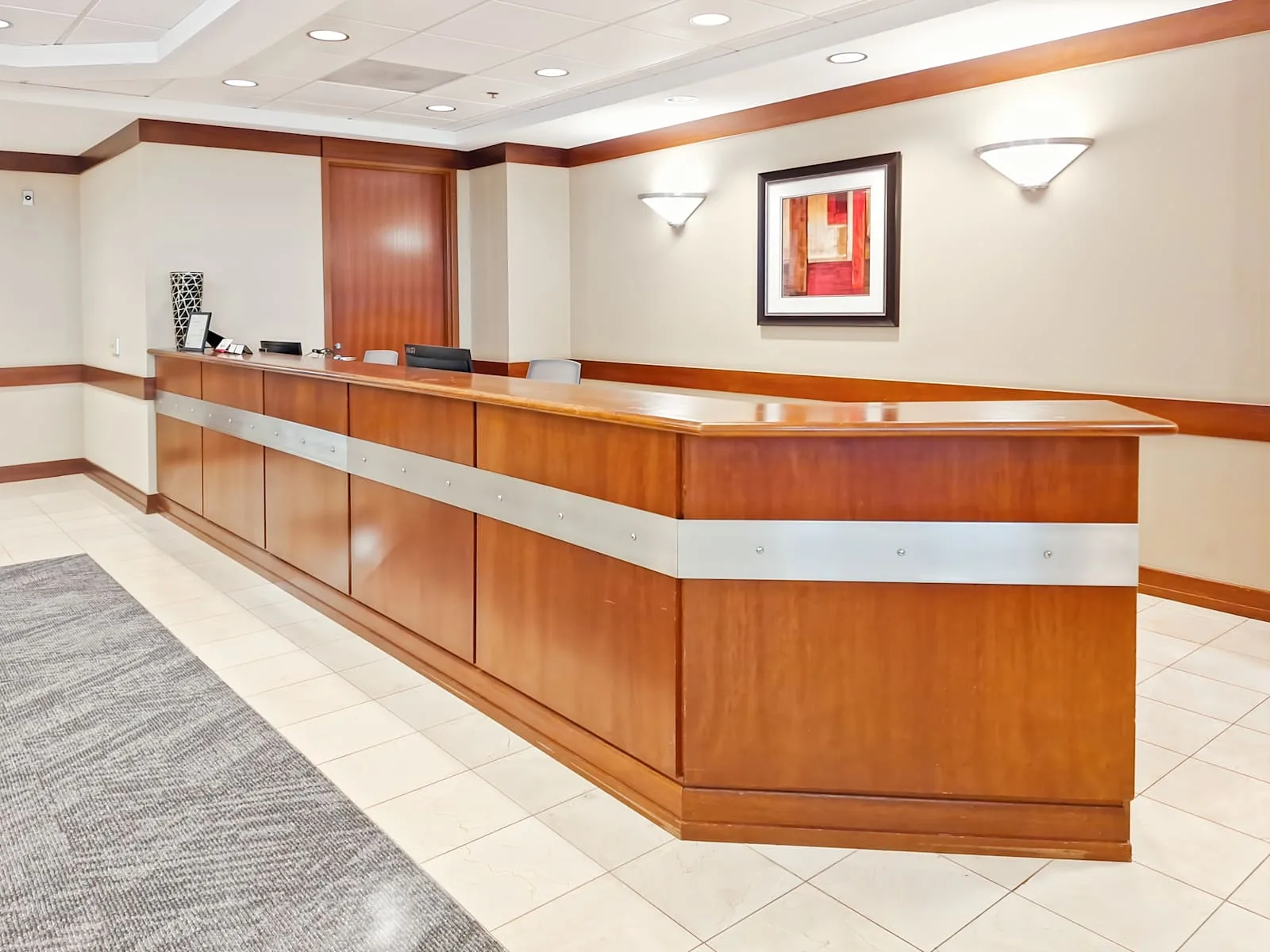 Regus GA, Alpharetta - Lakeview, Reception, Alpharetta, GA