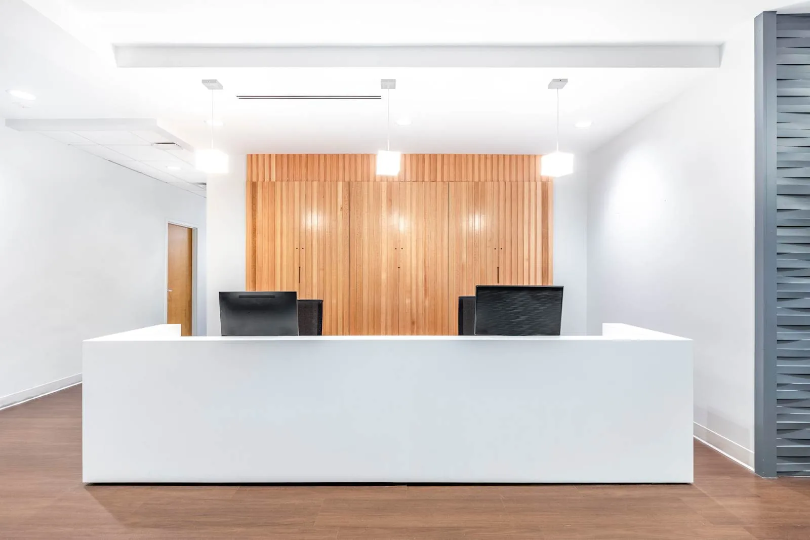 Regus GA, Alpharetta - Mansell, Reception, Alpharetta, GA