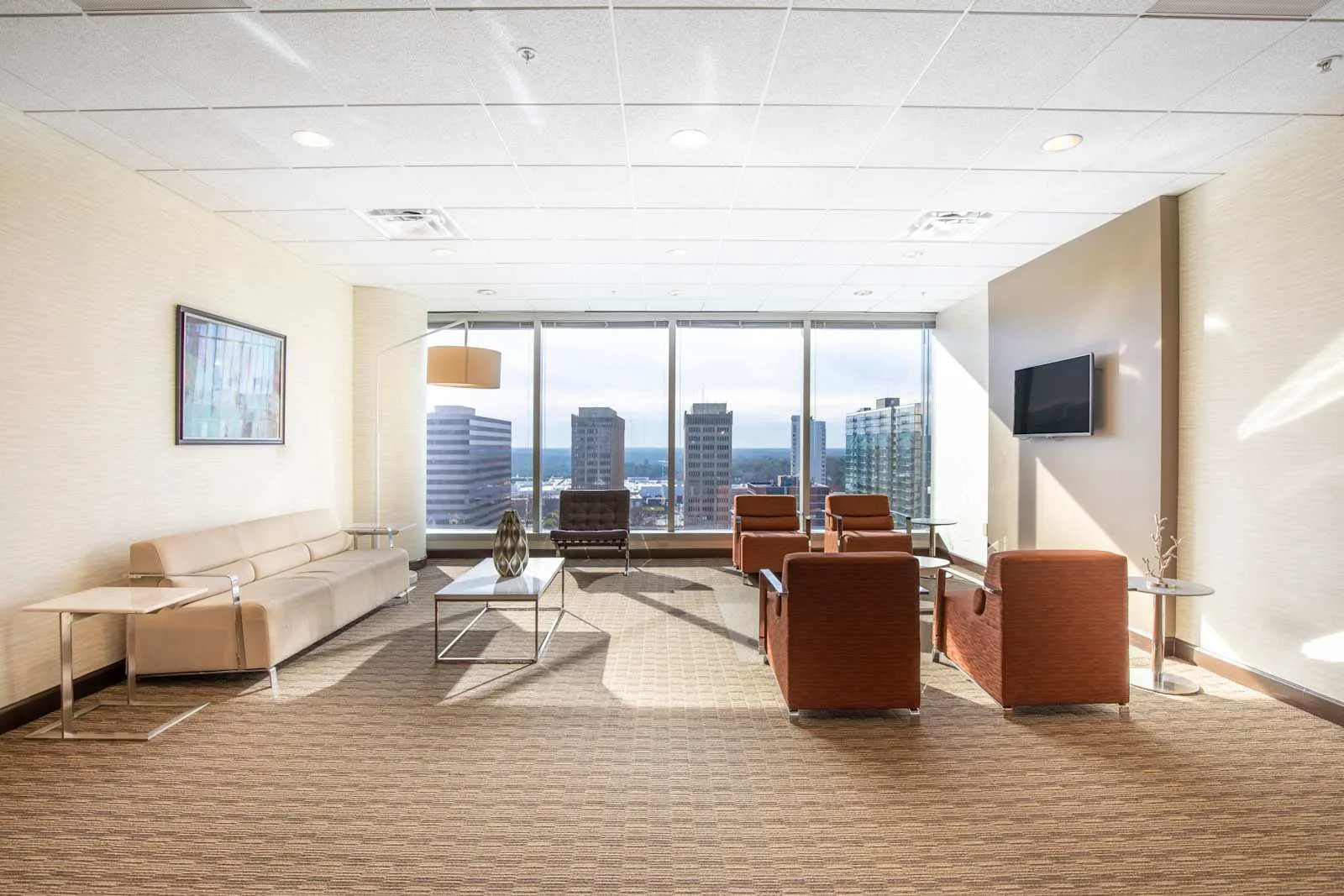 Regus GA, Atlanta - One Alliance Center, Lounge, Atlanta, GA