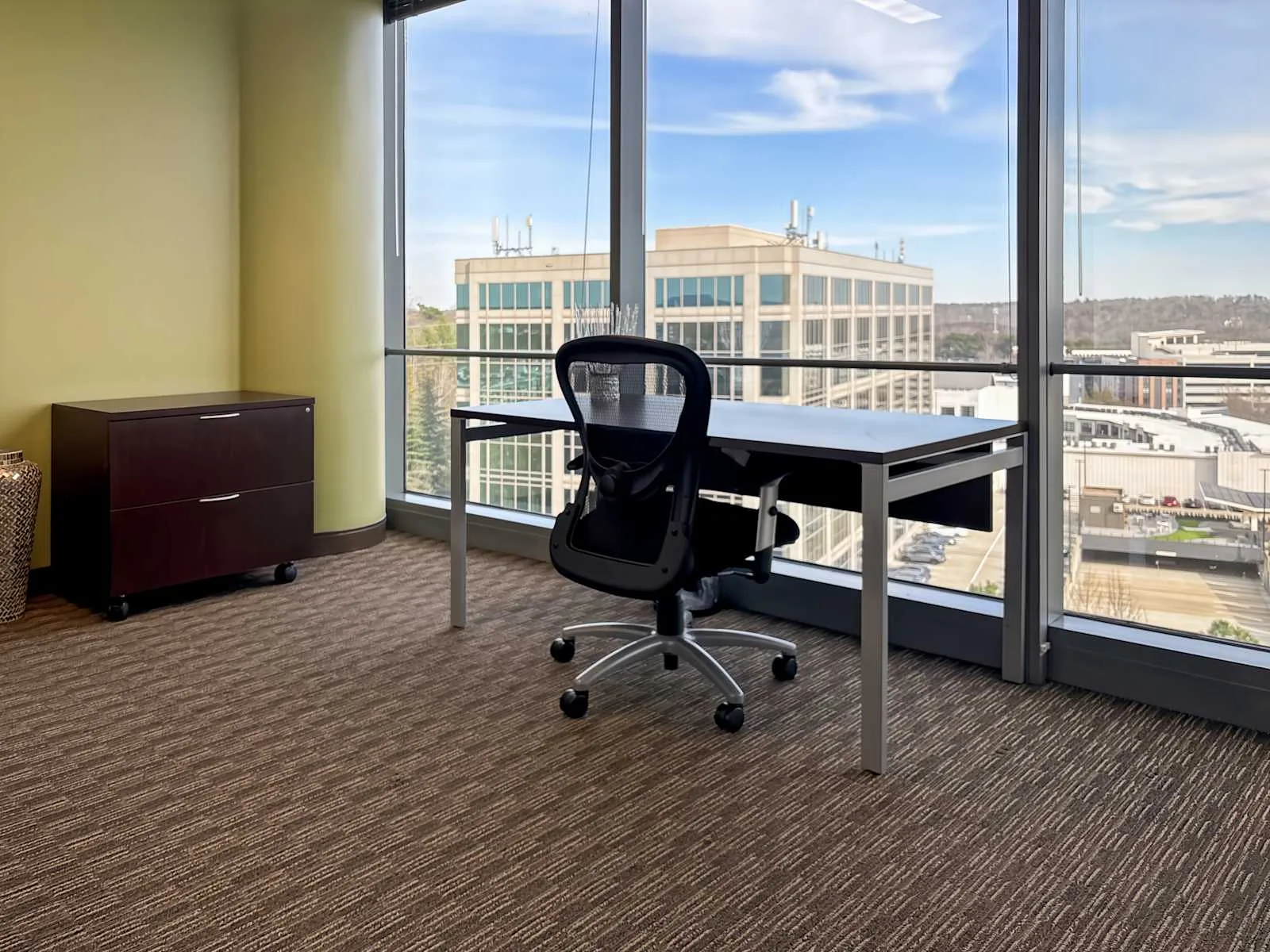 Regus GA, Atlanta - Parkwood, Private office, 1 desk, Atlanta, GA