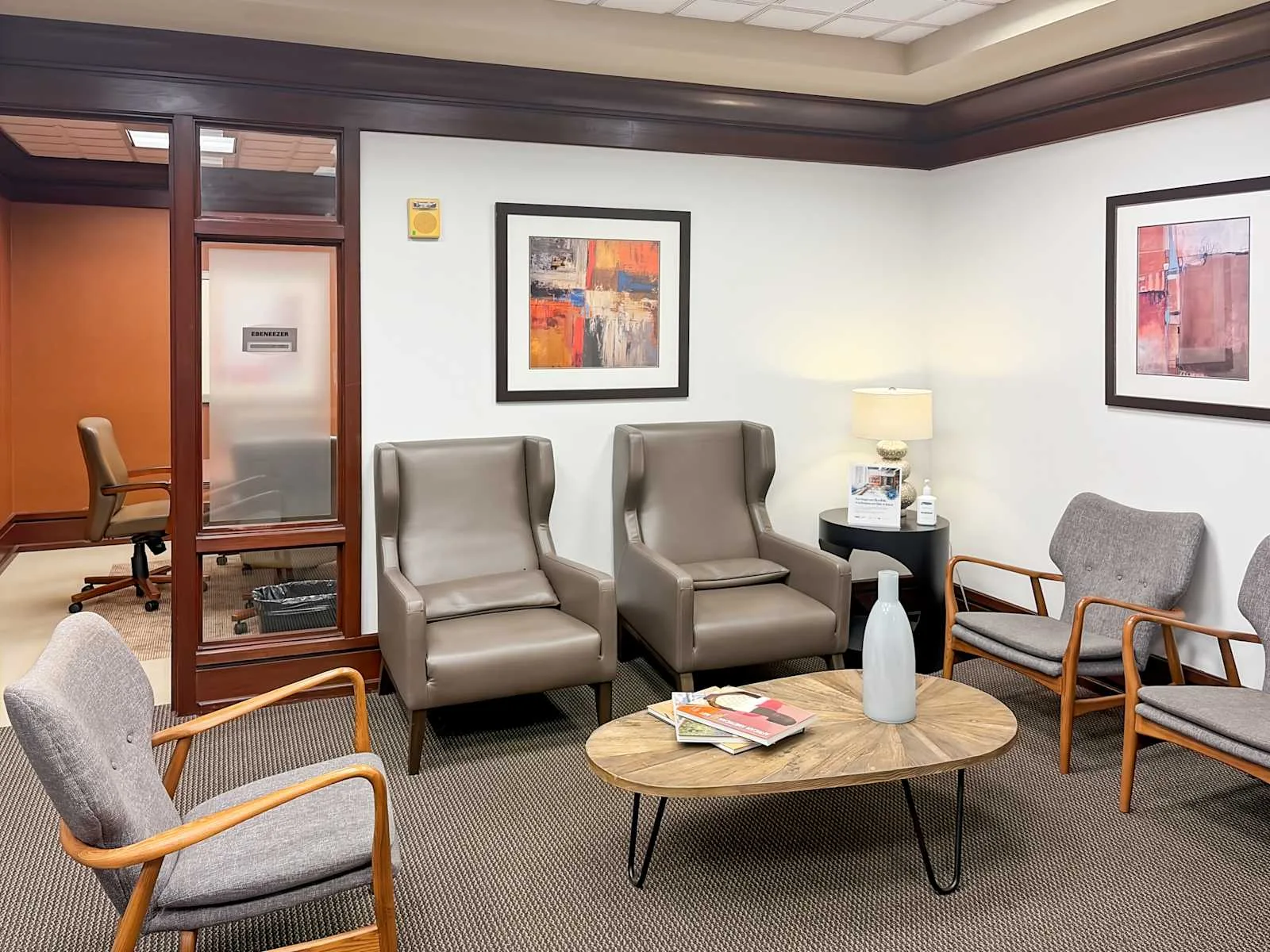 Regus GA, Atlanta - Sterling Pointe, Lounge, Atlanta, GA