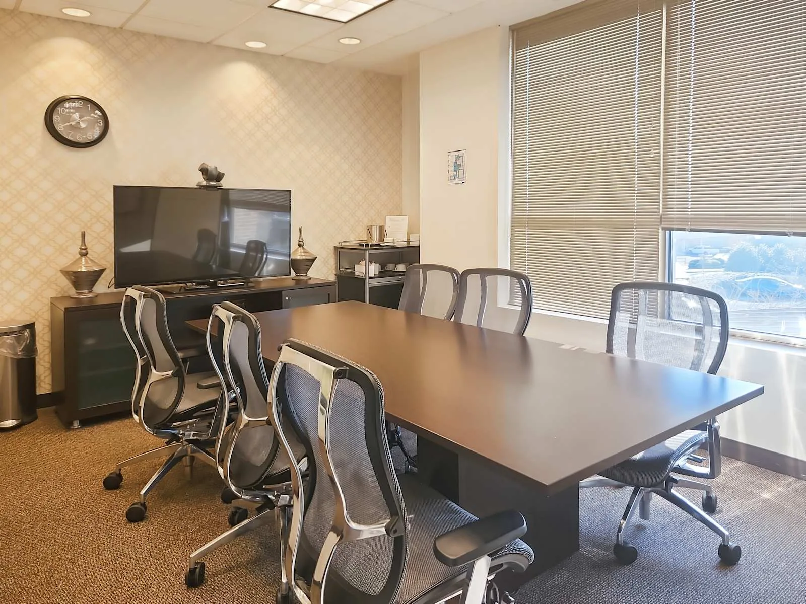 Regus GA, Fayetteville - Main Street Office Center, Meeting room for 6 people, Fayetteville, GA