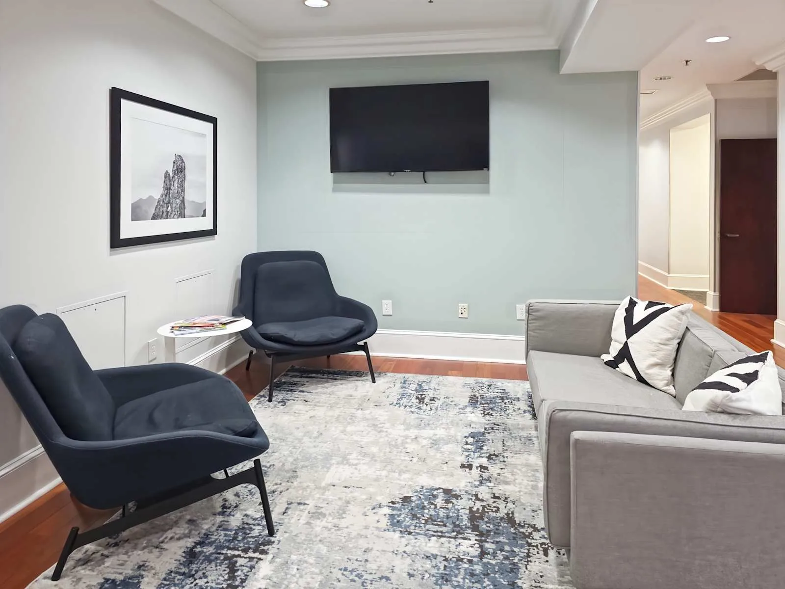 Regus GA, Johns Creek - Lakefield, Lounge, Johns Creek, GA