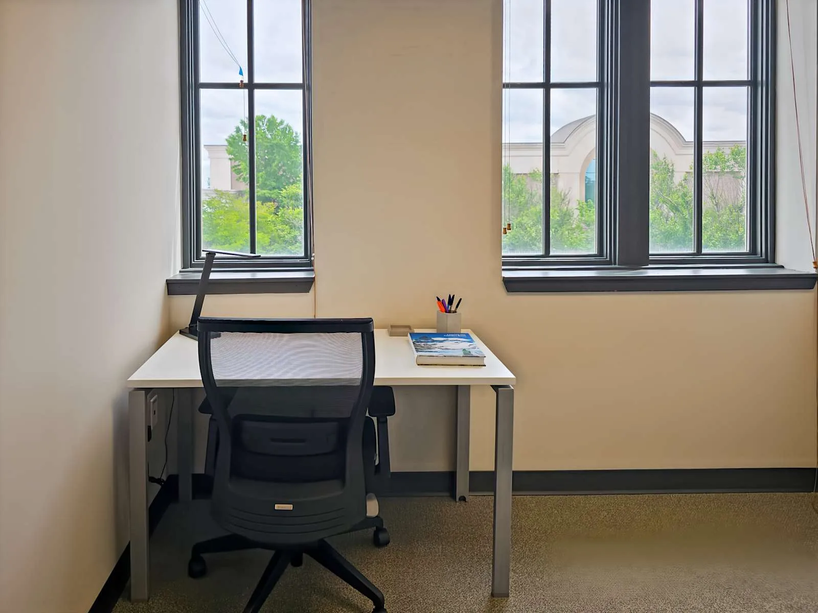 Regus GA, Newnan - Newnan Crossing Bypass, Private office, 1 desk, Newnan, GA