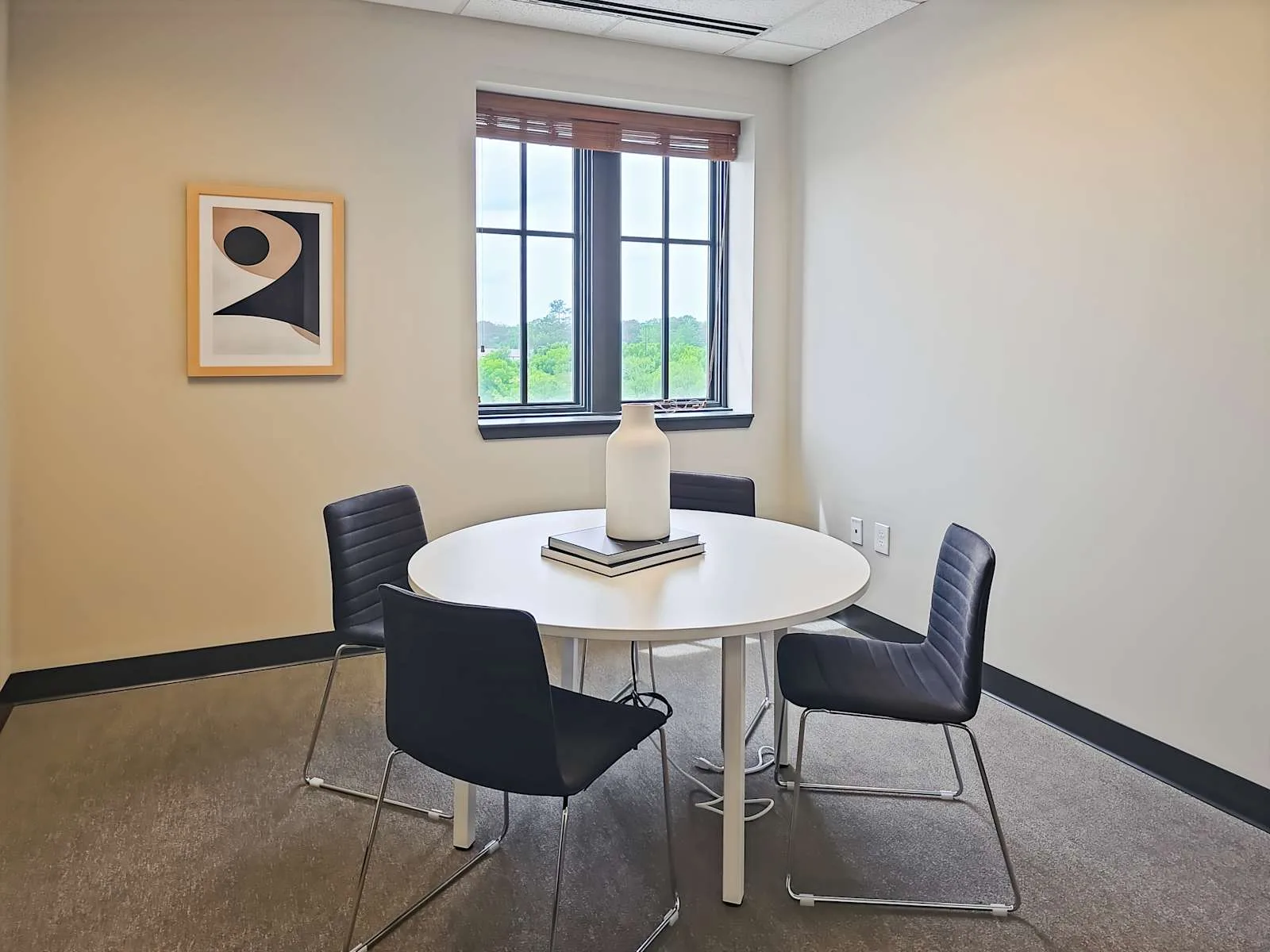 Regus GA, Newnan - Newnan Crossing Bypass, Meeting room for 4 people, Newnan, GA
