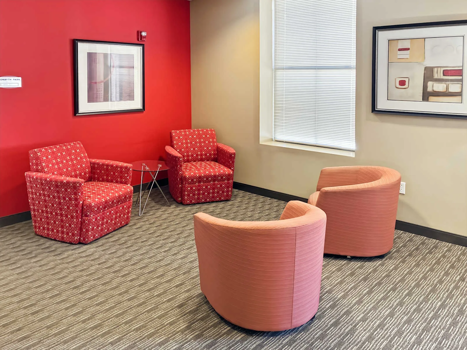 Regus GA, Savannah - Bull Street, Lounge, Savannah, GA