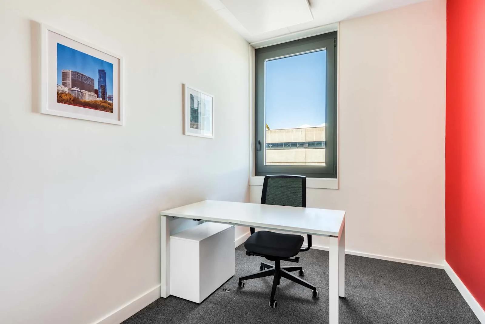 Regus GENEVA, Airport, Private office, 1 desk, Cointrin