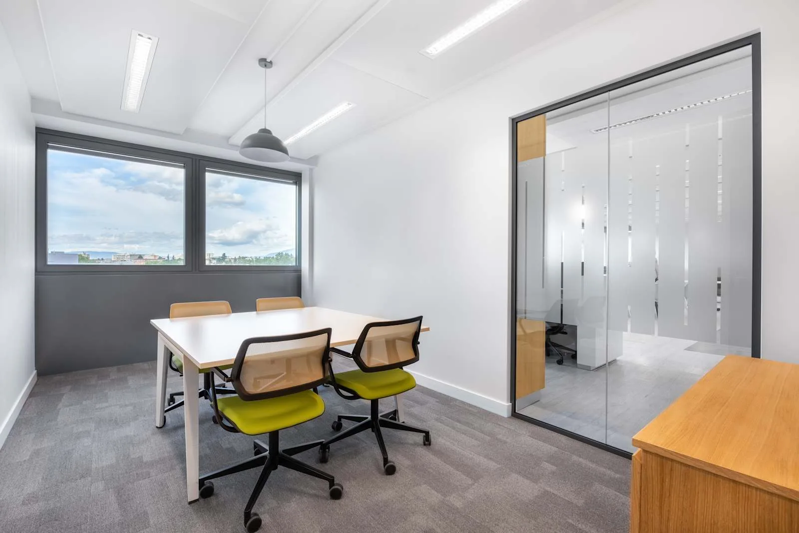 Regus GENEVA, Nations (6th floor), Sala riunioni da 4 persone, Ginevra
