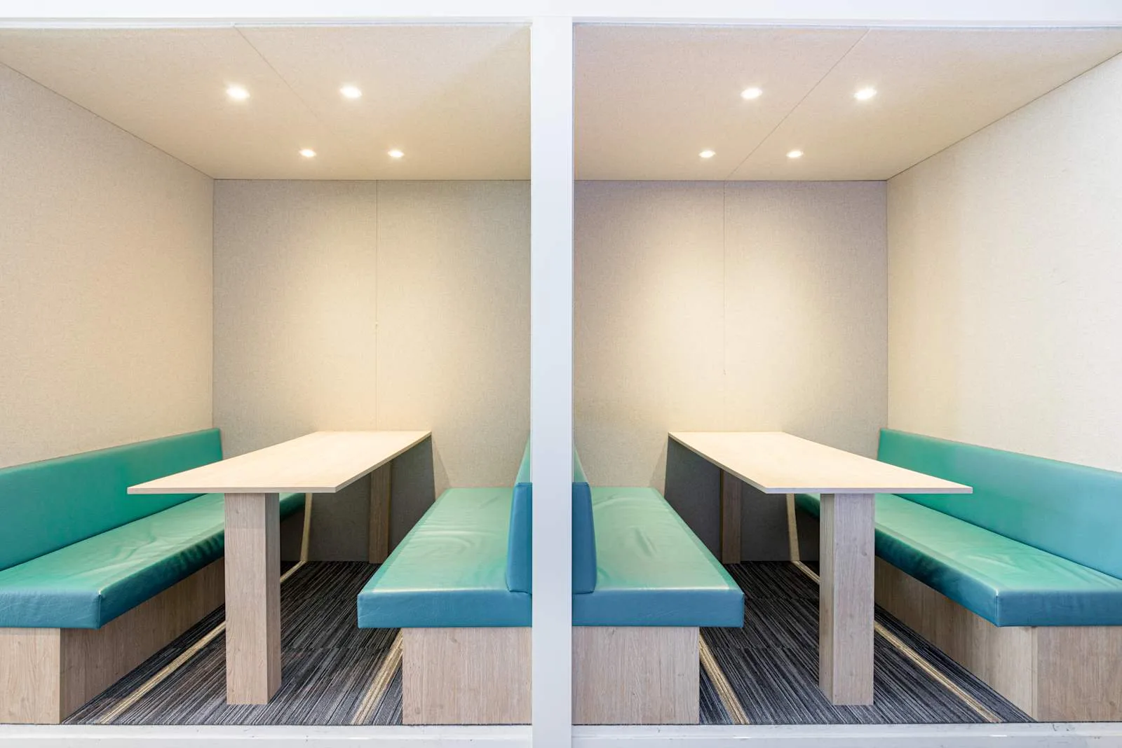 Regus GENEVA, Rhone 8, Phone booth, Geneva