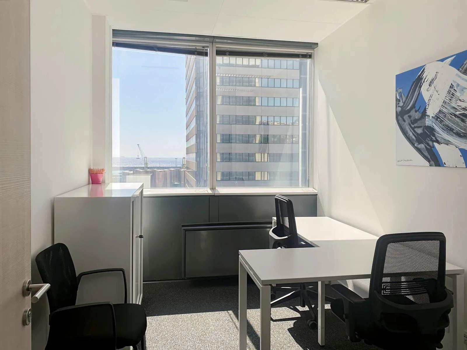 Regus GENOVA, San Benigno, Ufficio privato con 2 postazioni, Genova