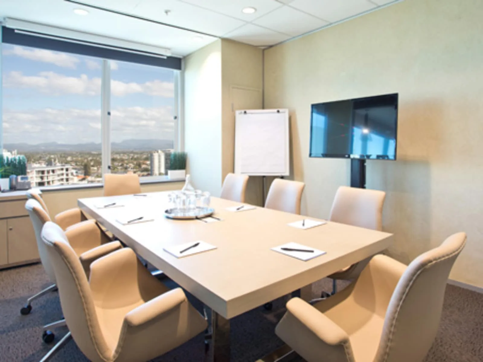 Regus GOLD COAST, Surfers Paradise, Meeting room for 8 people, Gold Coast, QLD