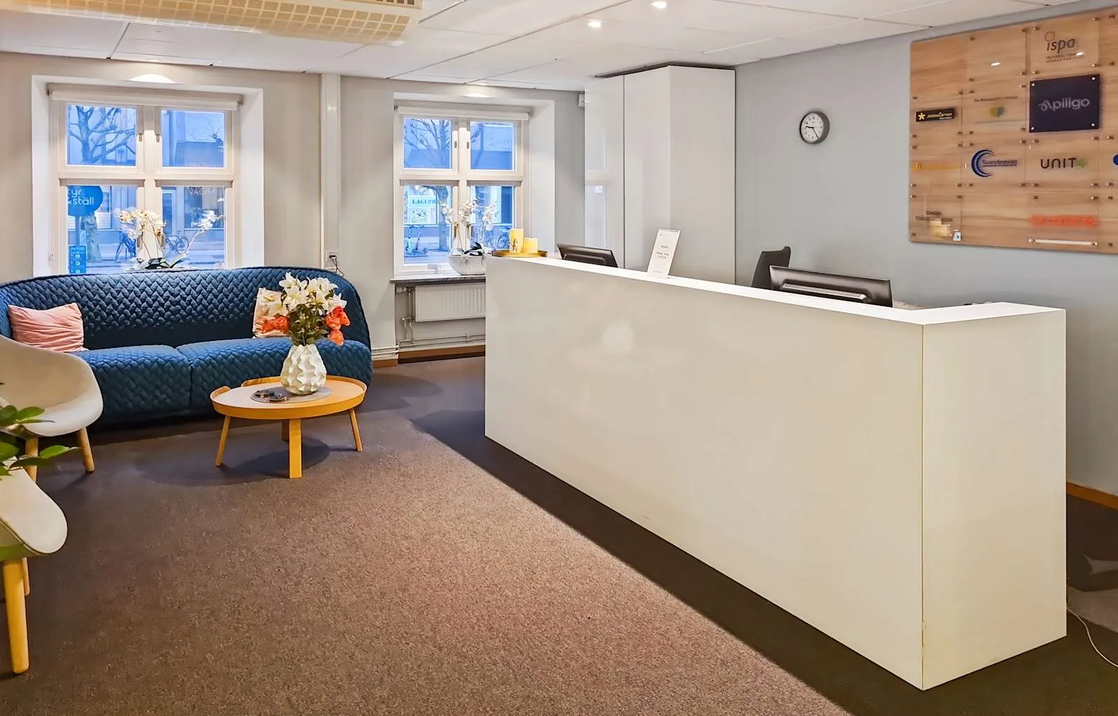 Regus Gothenburg, Östra Hamngatan, Reception, Gothenburg