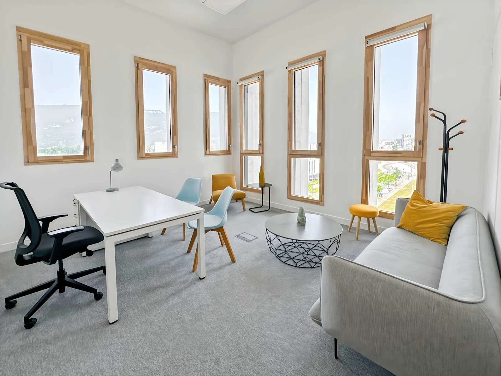 Regus Grenoble, Le Spring, Privatbüro mit 1 Arbeitsplatz, Grenoble