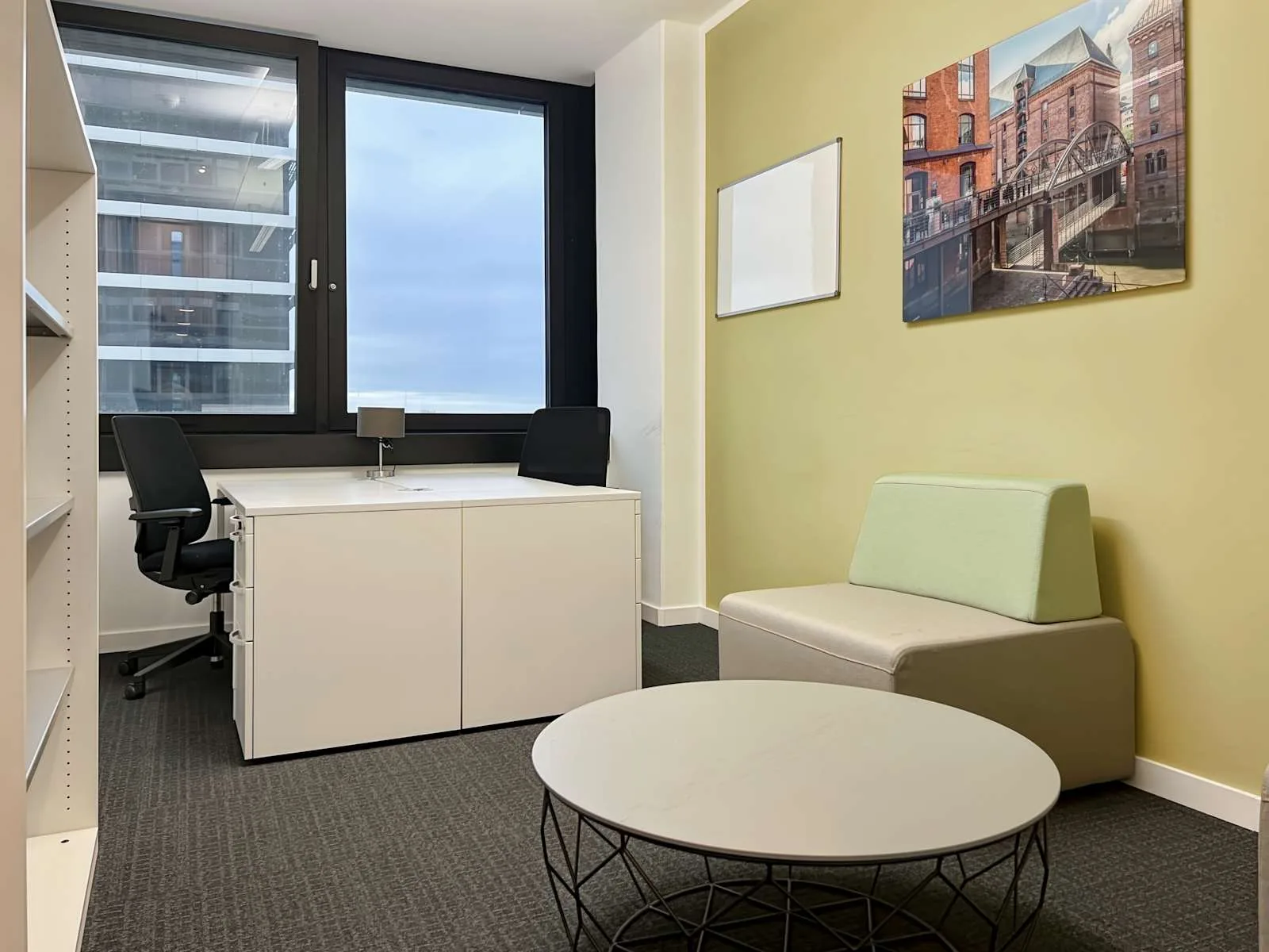 Regus HAMBURG, Mundsburg Tower, Privatbüro mit 2 Arbeitsplätzen, Hamburg