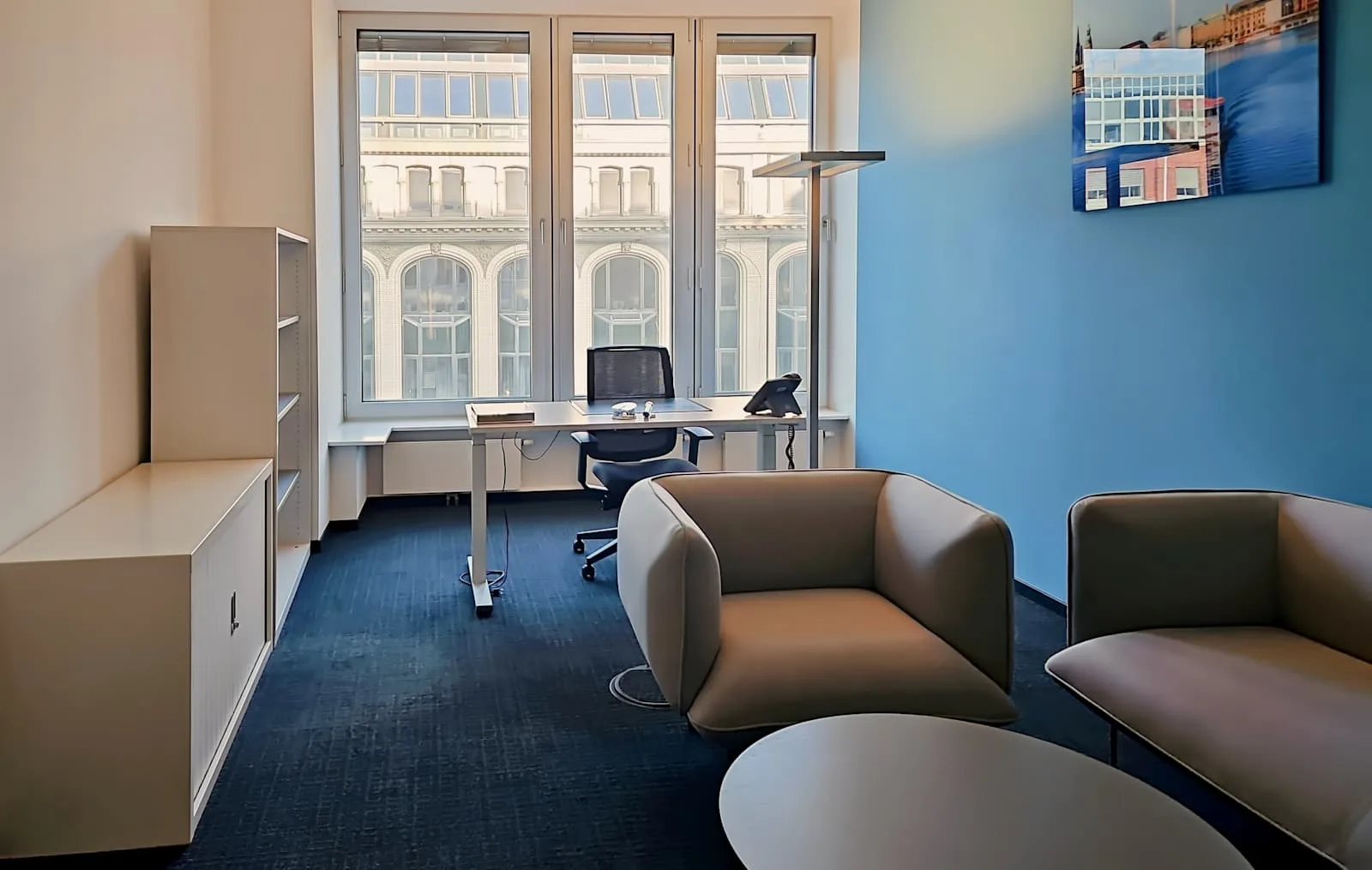 Regus HAMBURG, Neuer Wall, Private office, 1 desk, Hamburg
