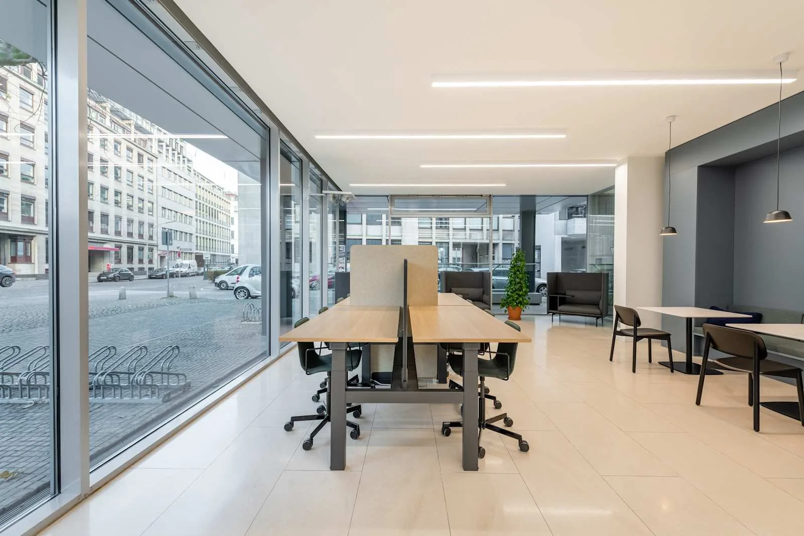 Regus HAMBURG, Speicherstadt, Großraumbüro, Hamburg