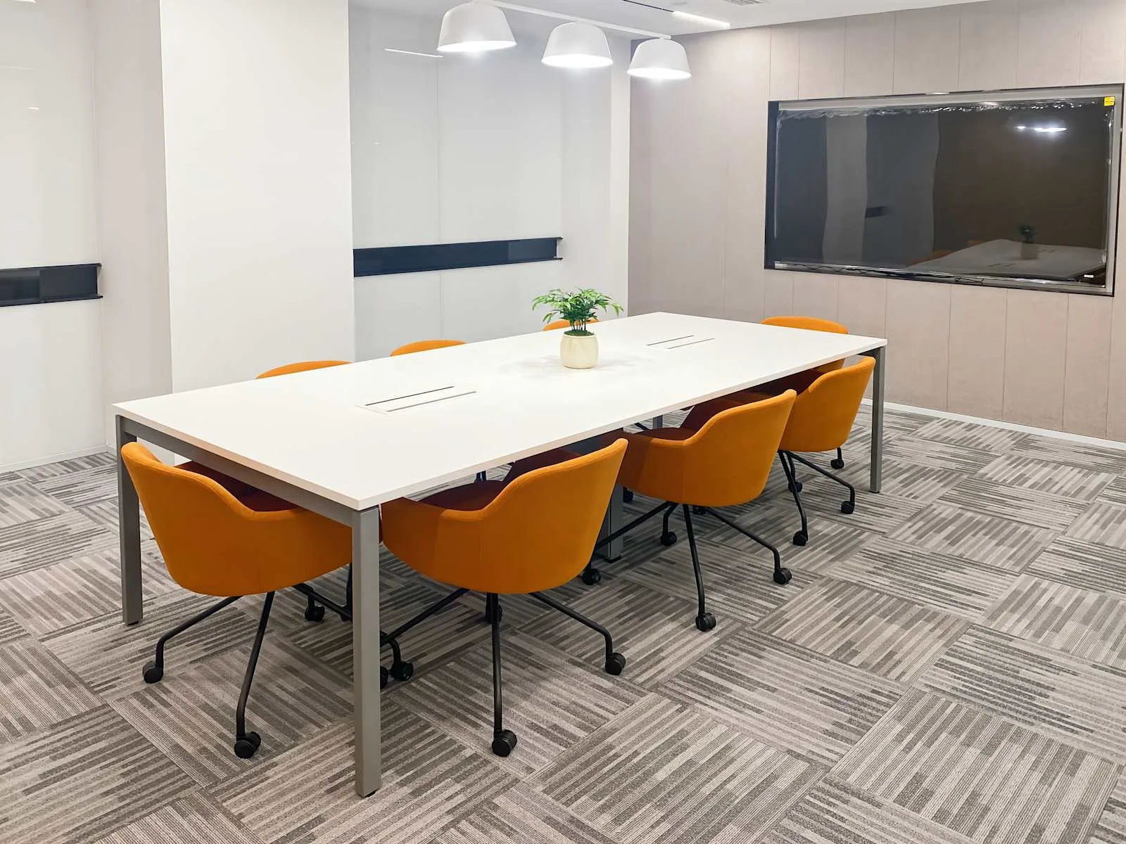 Regus Hangzhou, Spotlight Center, Meeting room for 8 people, Hangzhou