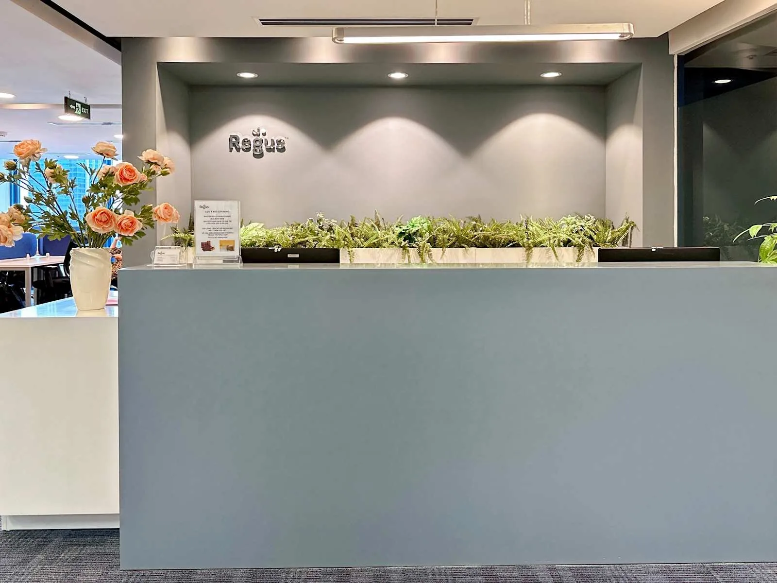 Regus HANOI, Daeha, Quầy lễ tân, Hà Nội