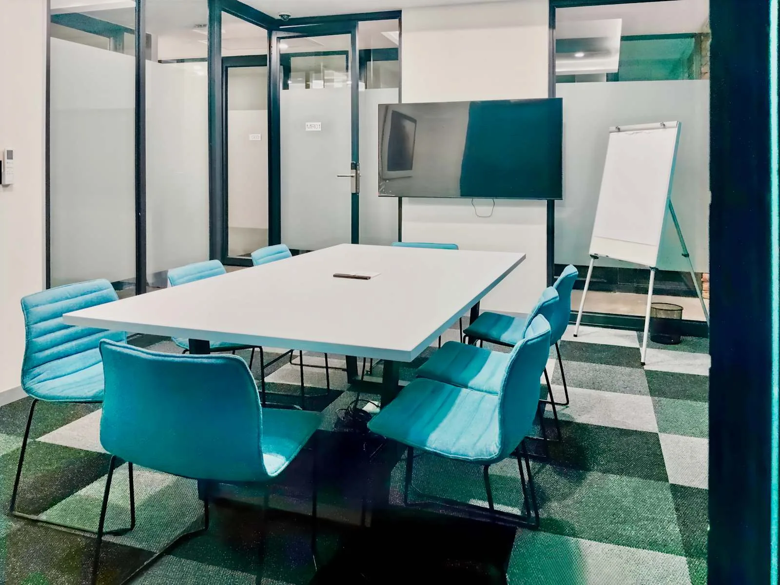Regus Hartbeespoort, Beethoven St, Meeting room for 8 people, Hartbeespoort