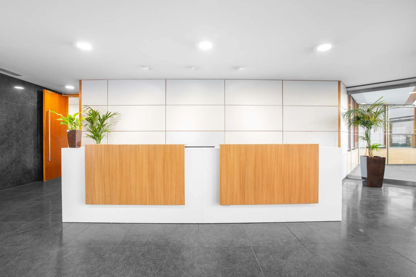 Regus HEATHROW, Stockley Park, The Square, Reception, Uxbridge