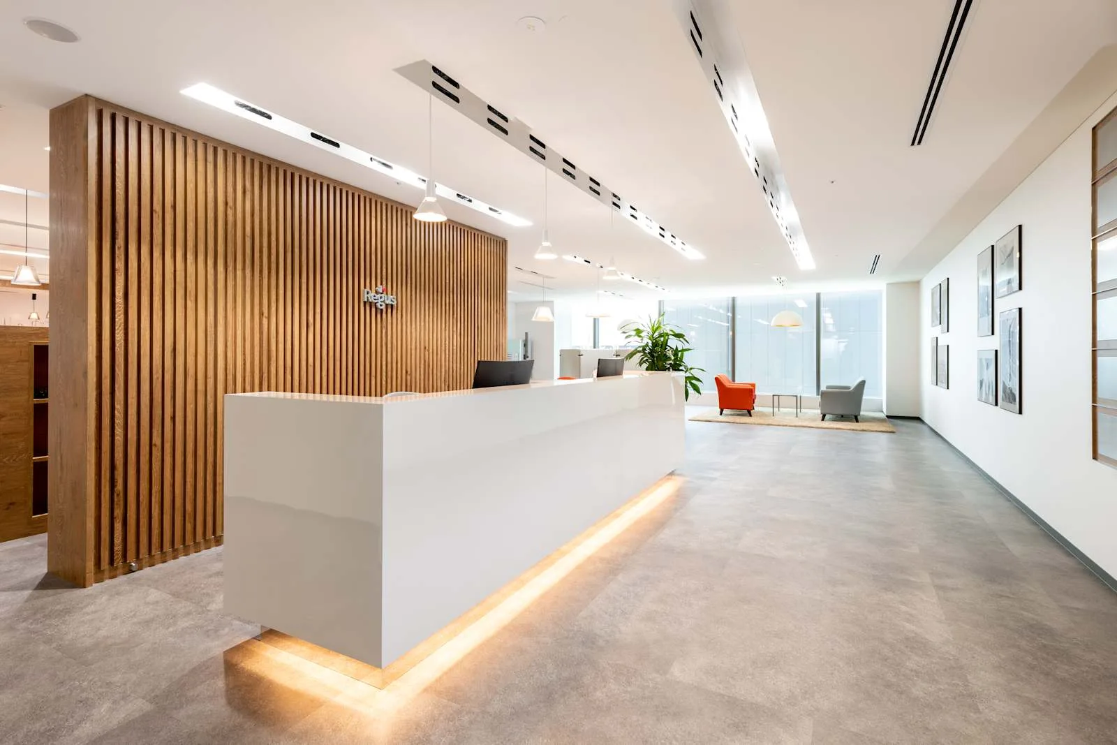 Regus HIROSHIMA, Ekimae, Reception, Hiroshima