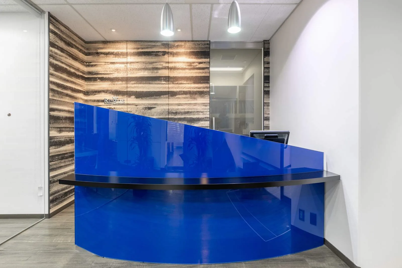 Regus HIROSHIMA, Hiroshima High, Reception, Hiroshima