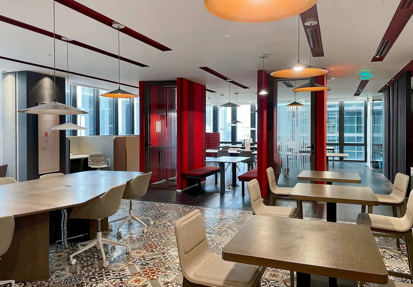 Regus HO CHI MINH CITY, Deutsches Haus, Coworking space, Ho Chi Minh City