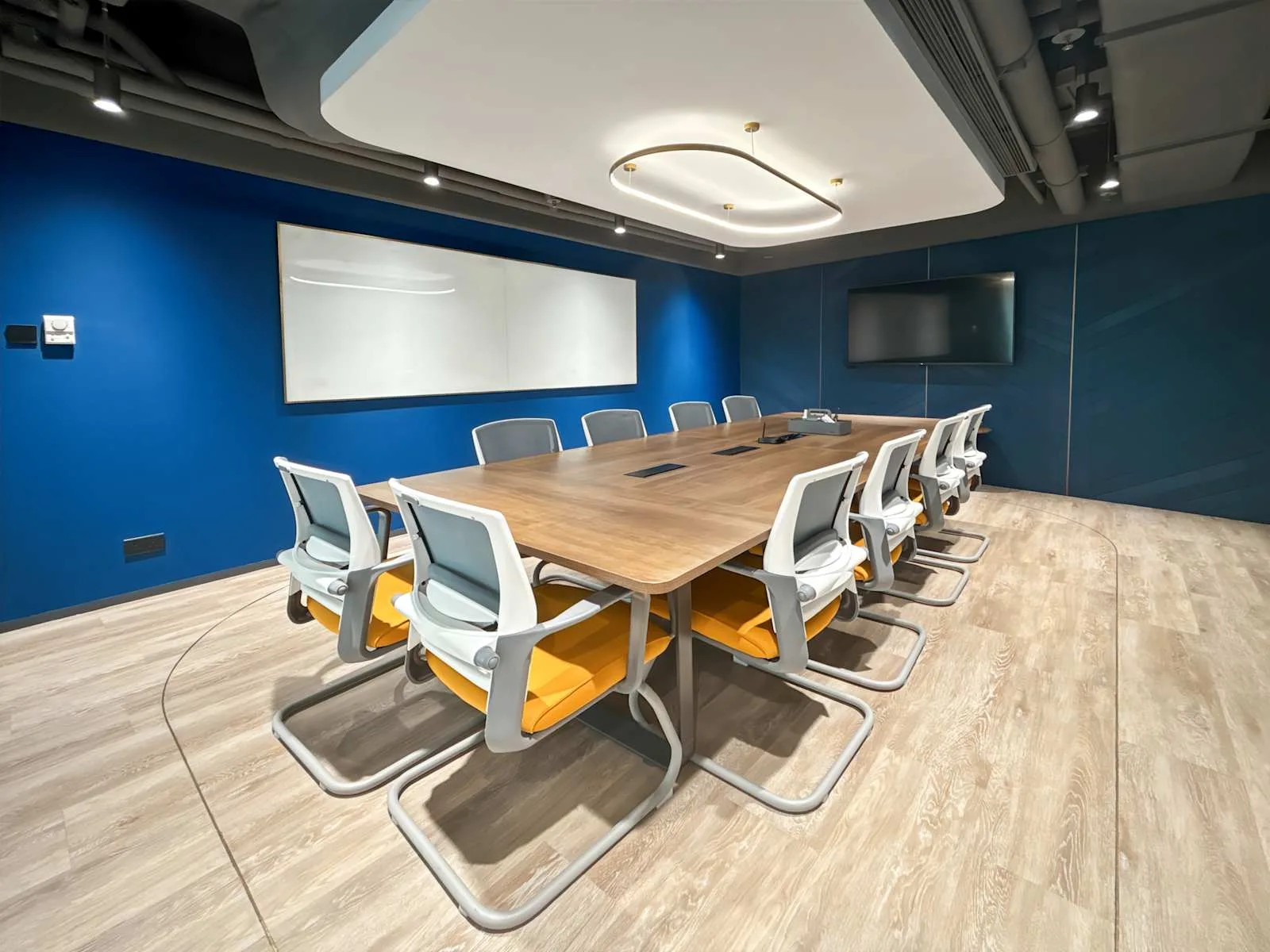 Regus Hong Kong, Grand Century Place, Tower 1, 17F、12人会议室、香港