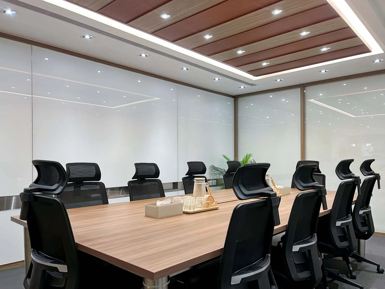 Regus Hong Kong, Lee Garden One, Meeting room for 12 people, Hong Kong