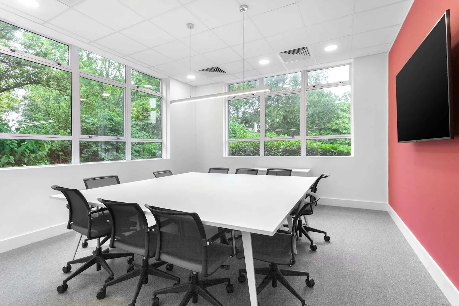 Regus HUNTINGDON, Ermine Business Park, Meeting room for 10 people, Huntingdon