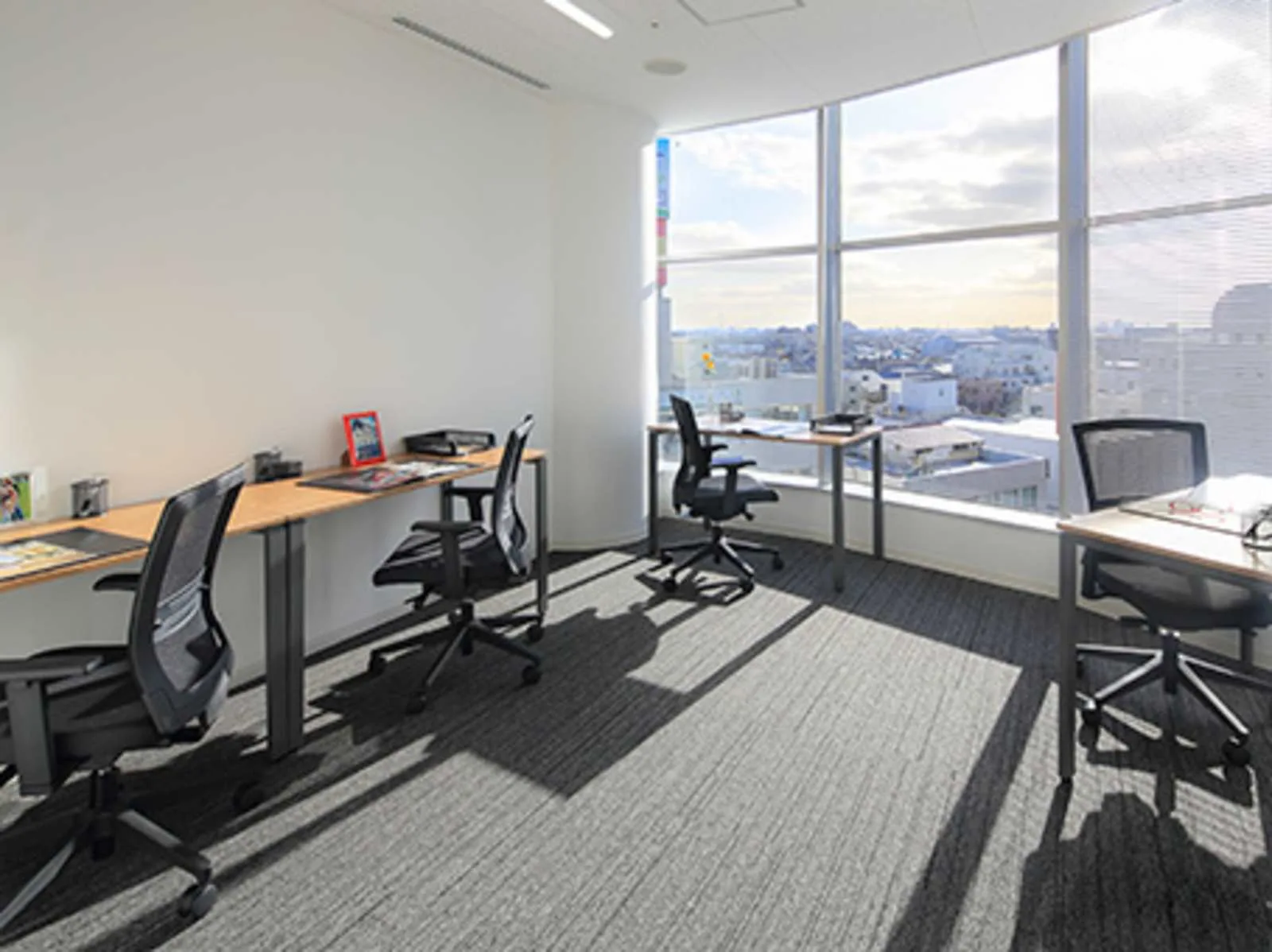 Regus HYOGO, Hankyu Itami Station, Private office, 4 desks, Hyogo