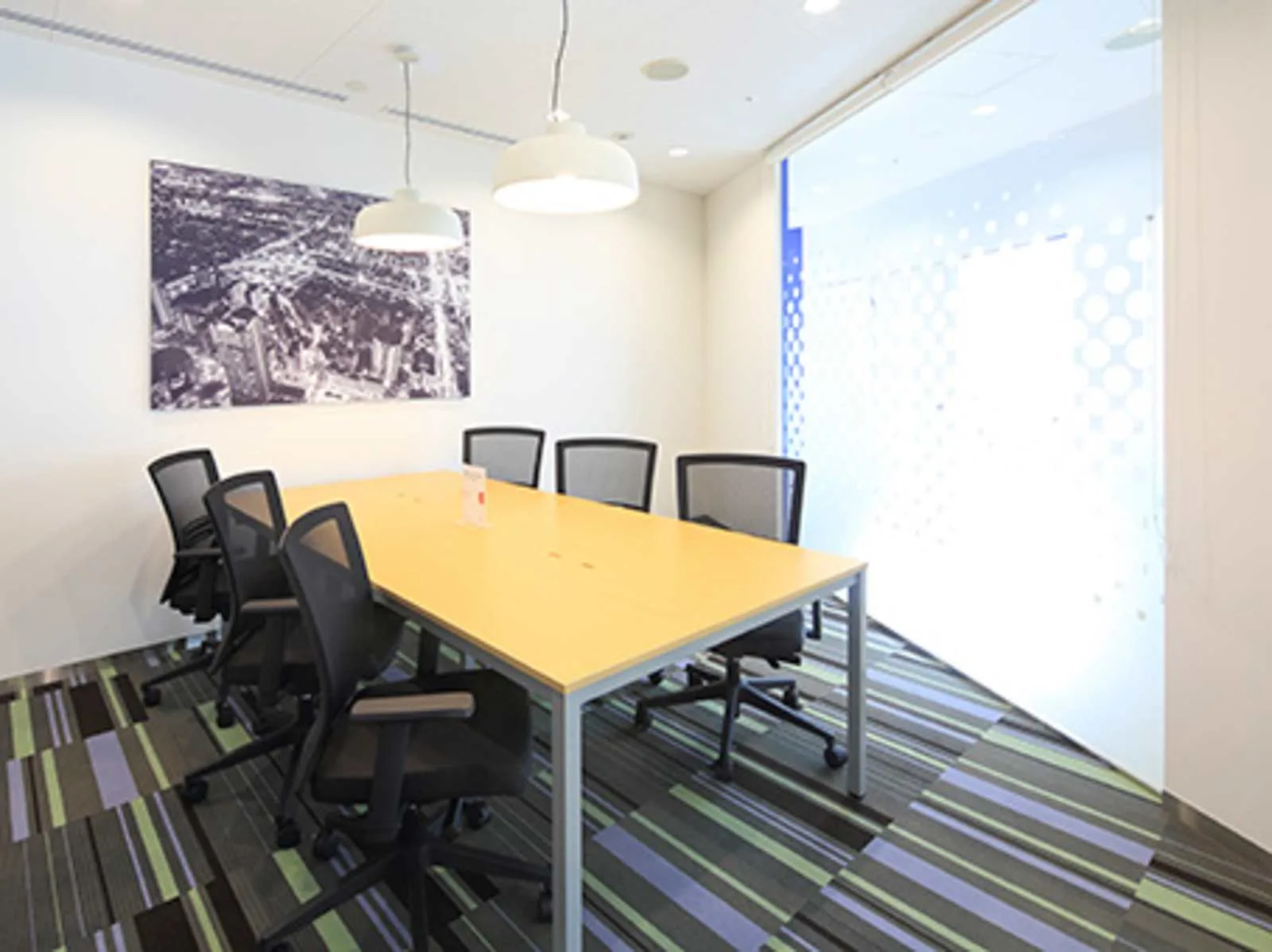 Regus HYOGO, Hankyu Itami Station, Meeting room for 7 people, Hyogo