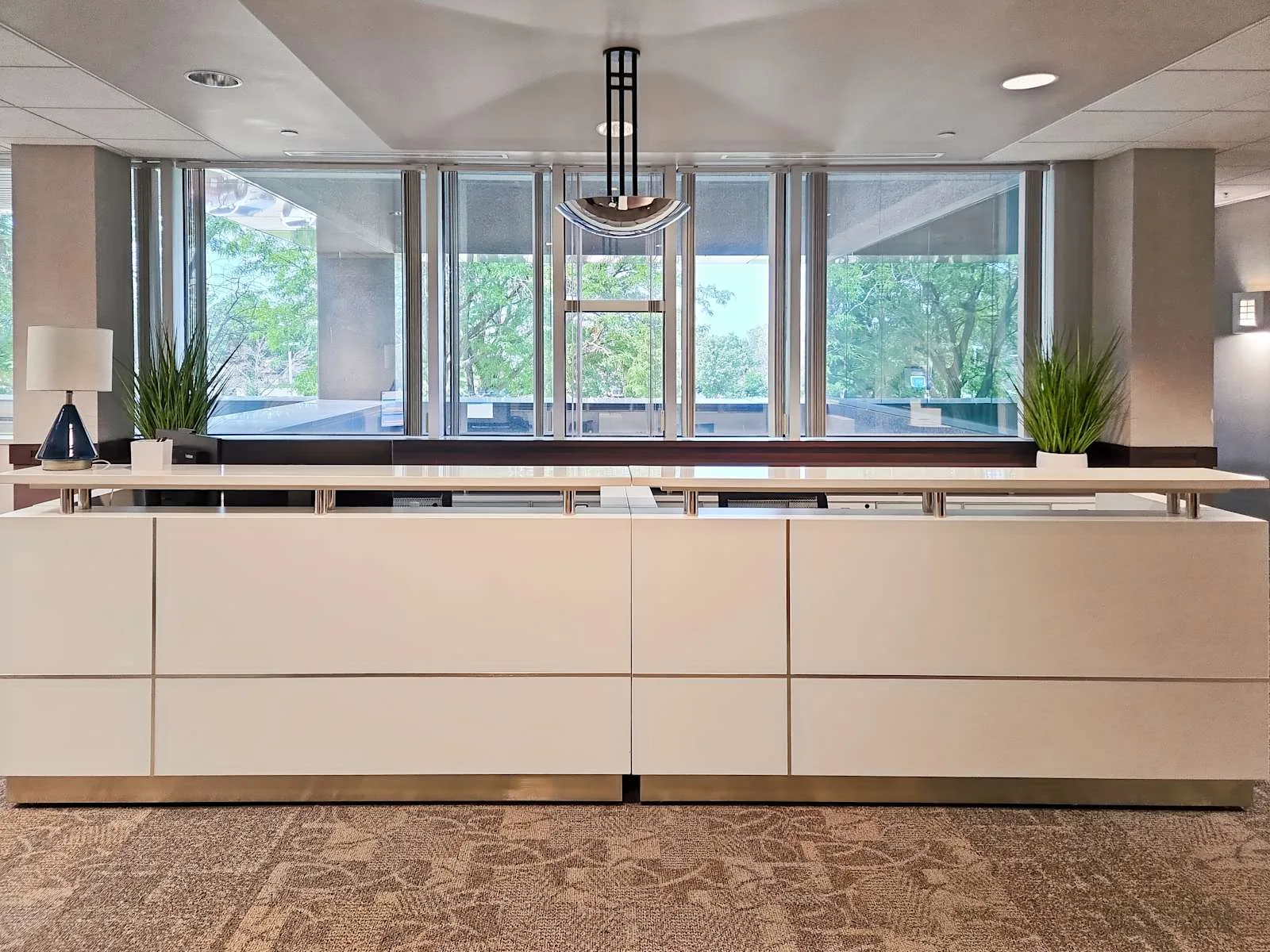 Regus IA, Cedar Rapids - N River Blvd NE, Reception, Cedar Rapids, IA