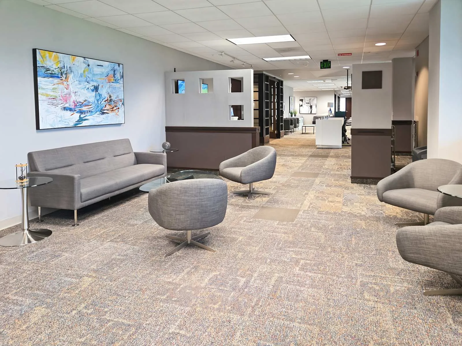 Regus IA, Cedar Rapids - N River Blvd NE, Lounge, Cedar Rapids, IA